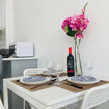 Pink Flamingo 1-Br Apartment In Lárnaka Kültér fotó