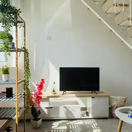 Pink Flamingo 1-Br Apartment In Lárnaka Kültér fotó