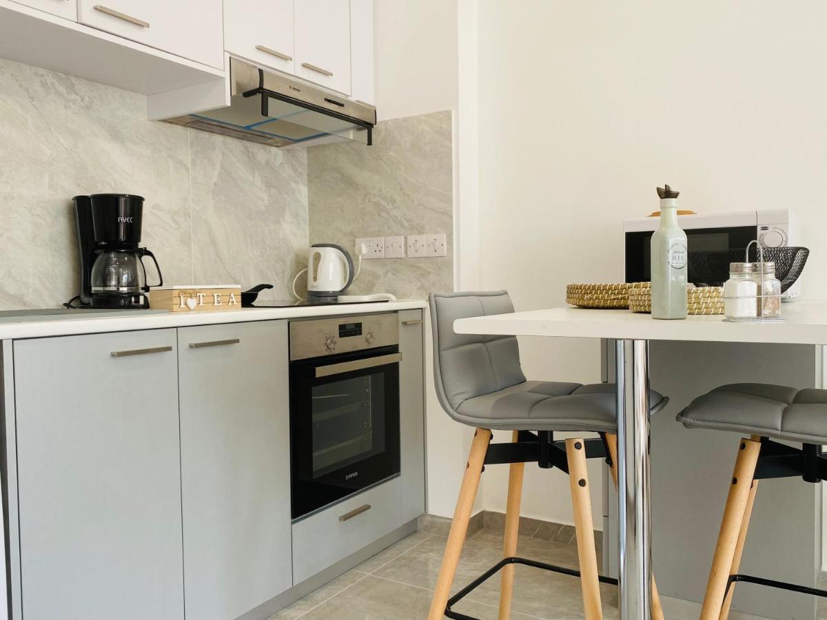 Pink Flamingo 1-br In Appartement Larnaca