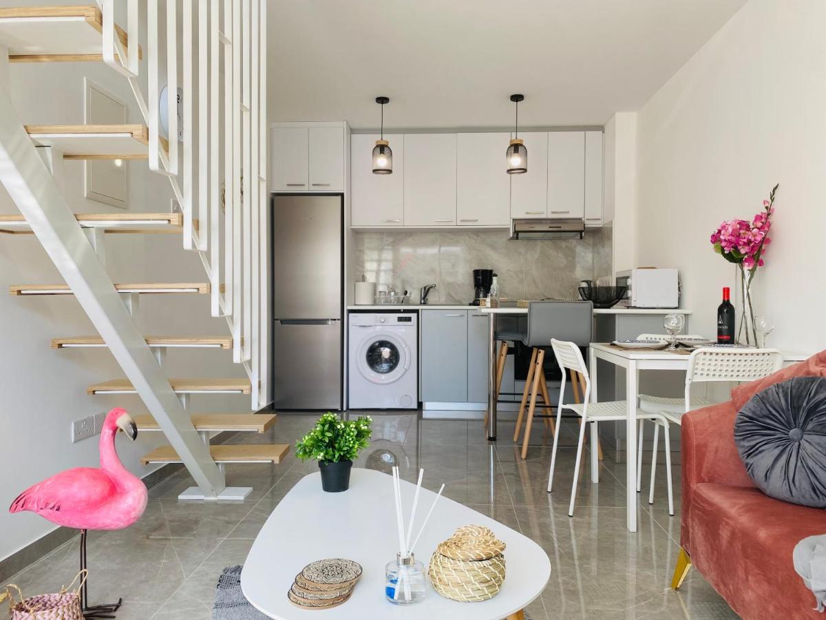 Pink Flamingo 1-br In Appartement Larnaca